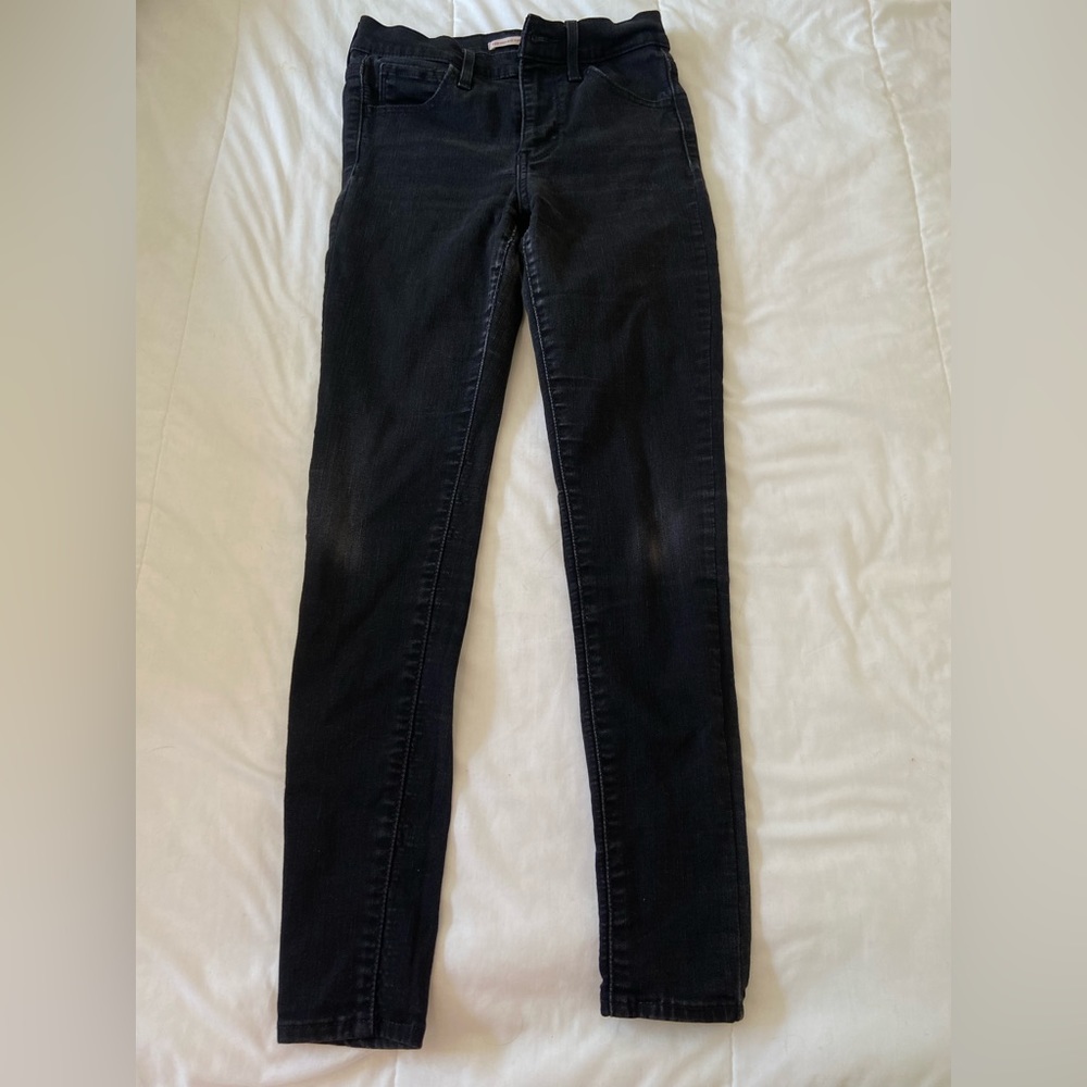 Black skinny jeans, LEVI